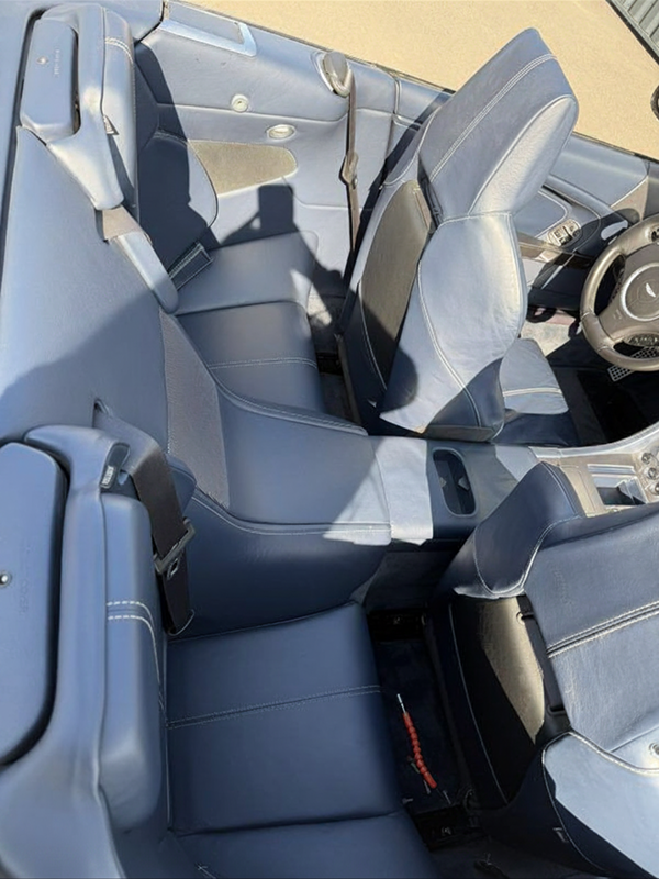 Aston Martin DB9 Volante