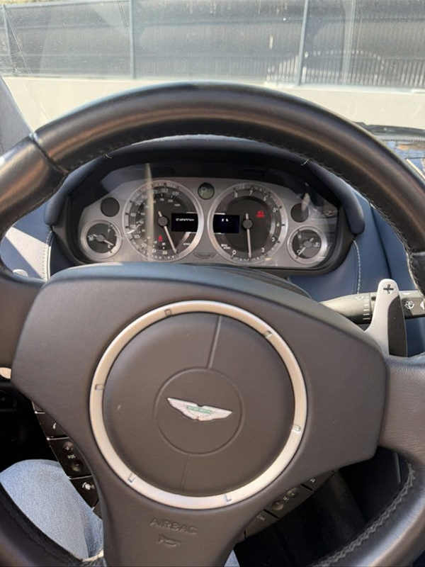 Aston Martin DB9 Volante