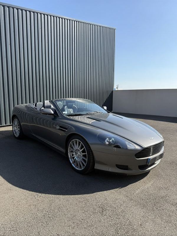 Aston Martin DB9 Volante