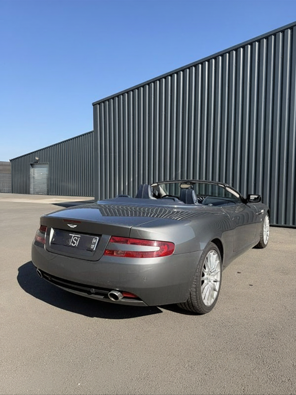 Aston Martin DB9 Volante
