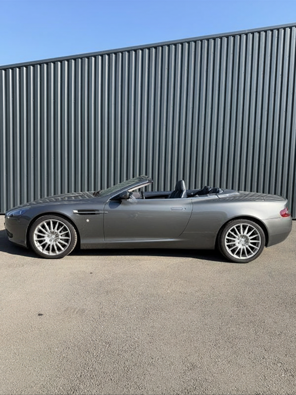 Aston Martin DB9 Volante