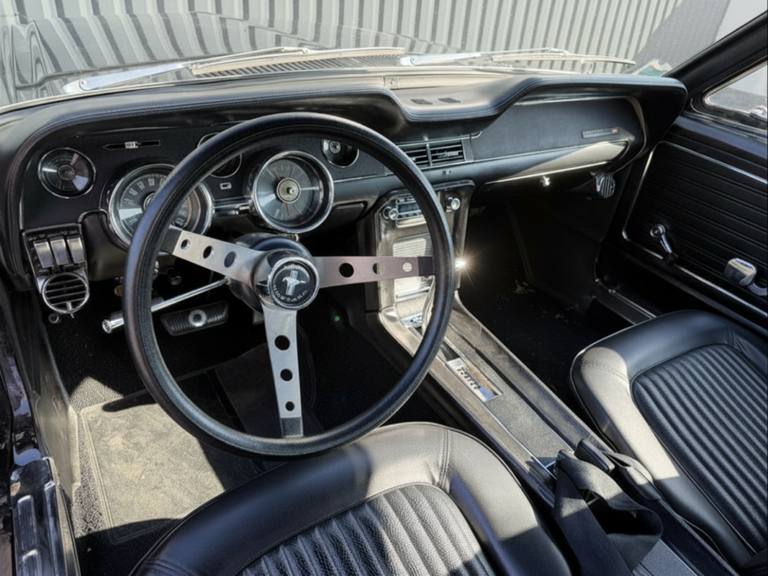 Ford Mustang Coupe 68