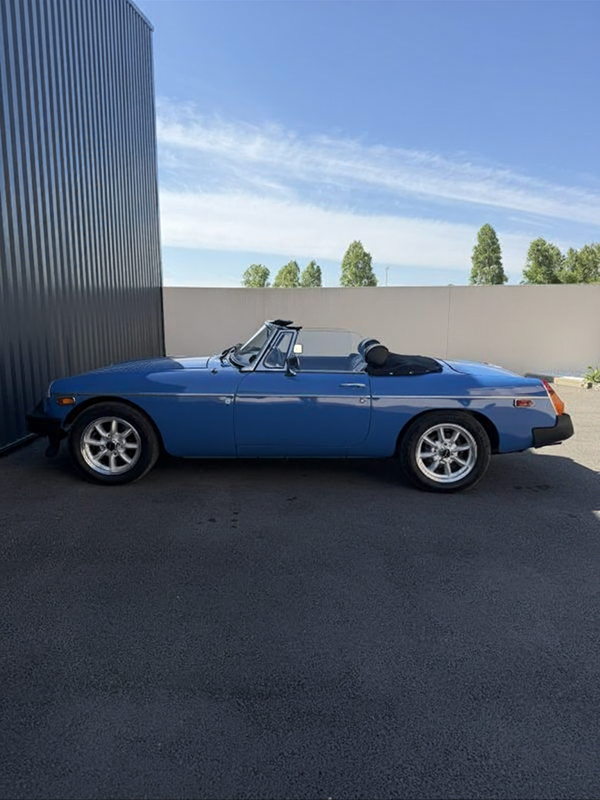 MG B Roadster Cabriolet 1977