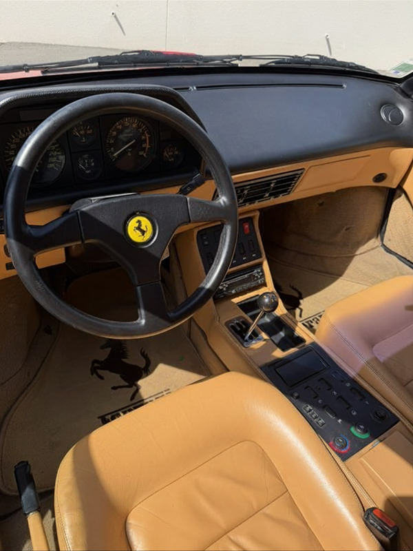 Ferrari Mondiale T V8